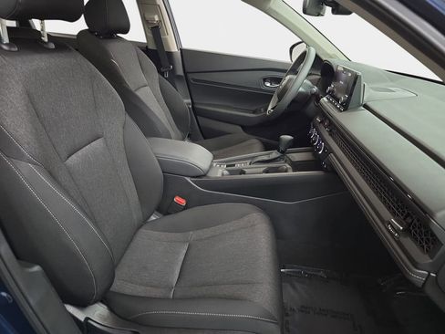Used 2024 Honda Accord EX image 10