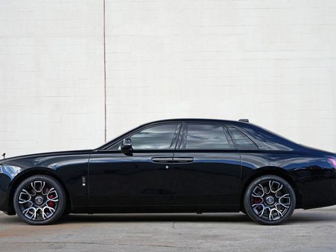 Used 2024 Rolls-Royce Ghost Black Badge w/ Black Badge Ghost Package AWD/4WD image 11