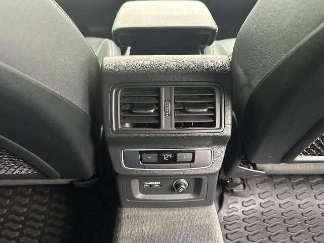 Used 2023 Audi Q5 2.0T Premium w/ Convenience Package AWD/4WD image 24