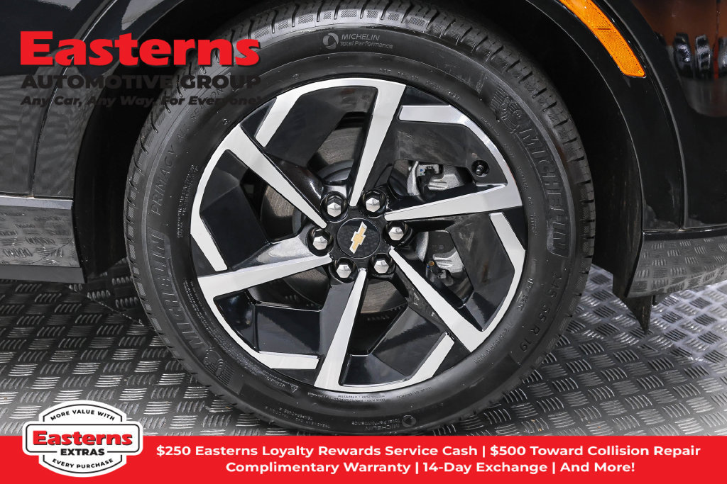 Used 2024 Chevrolet Equinox EV LT w/ LPO, All-Weather Mat Package FWD image 31