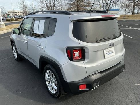 Used 2015 Jeep Renegade Latitude w/ Popular Equipment Group image 7
