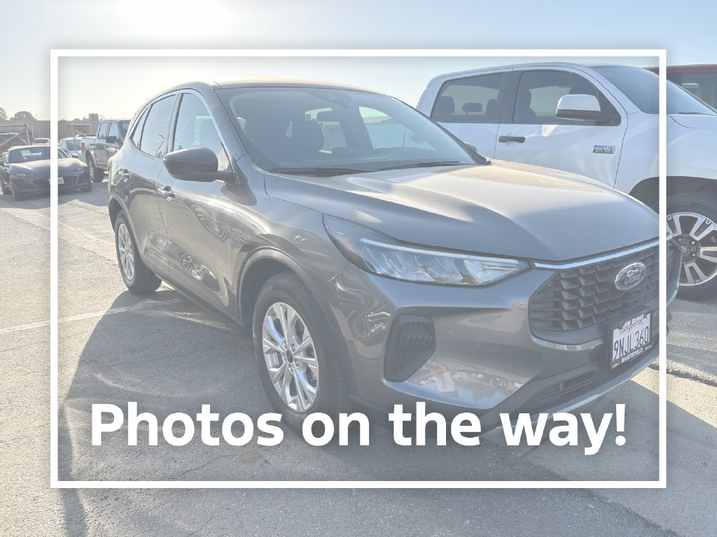 Used 2024 Ford Escape Active FWD image 1
