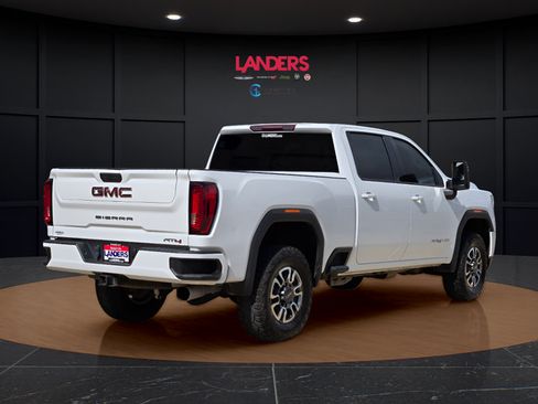 Used 2023 GMC Sierra 2500 AT4 AWD/4WD image 4