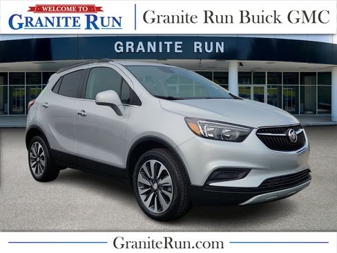 Used 2022 Buick Encore Preferred w/ Safety Package image 1
