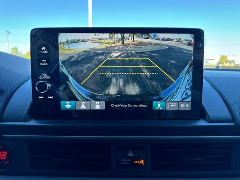 New 2025 Honda Pilot Touring image 17