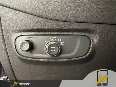 Used 2024 Chevrolet Equinox LT w/ LPO, Floor Liner Package FWD image 23