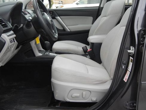 Used 2015 Subaru Forester 2.5i Premium w/ All-Weather Package AWD/4WD image 27