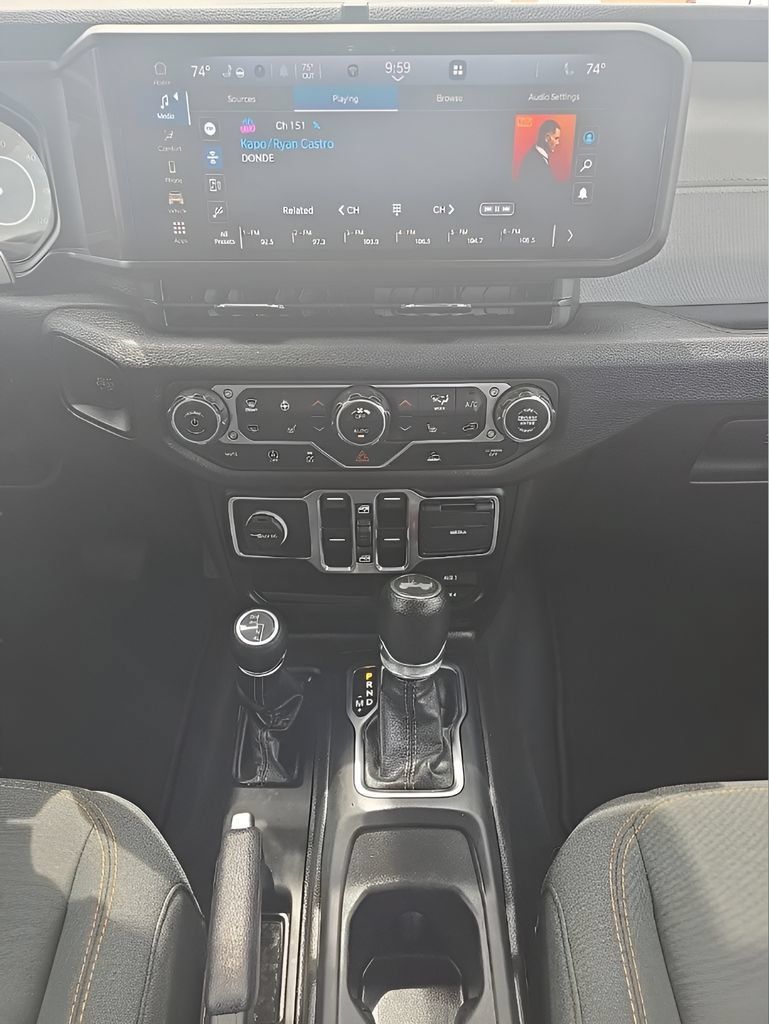 Used 2024 Jeep Wrangler Unlimited Sport AWD/4WD image 17