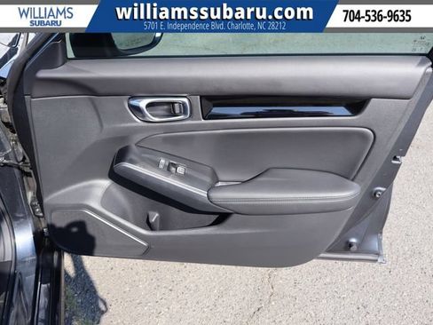 Used 2024 Honda Civic Touring image 38