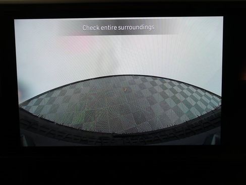 Used 2025 Jeep Wrangler Willys image 17