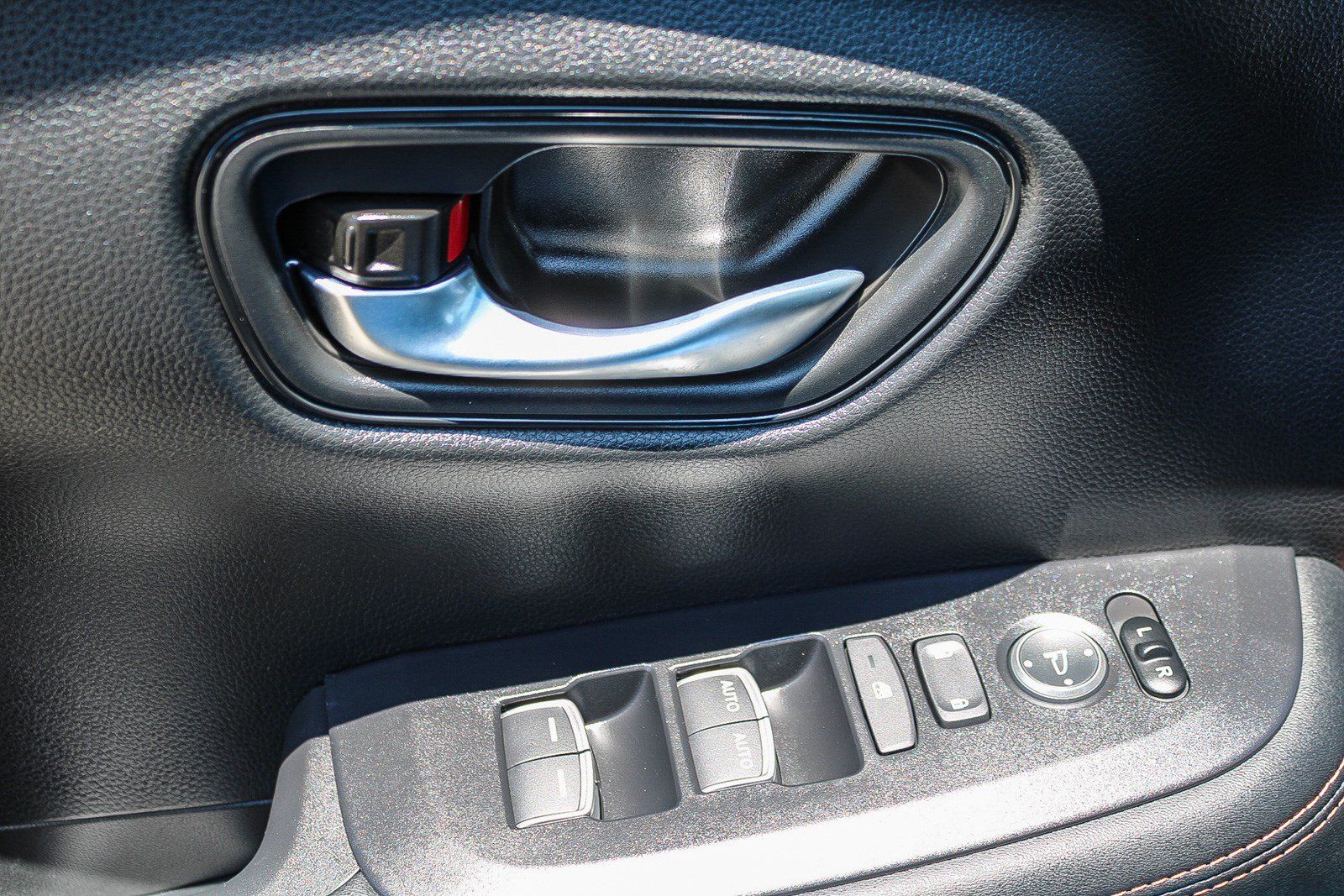 Certified 2026 Honda HR-V Sport image 22