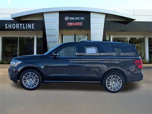 Used 2024 Ford Expedition Limited image 6