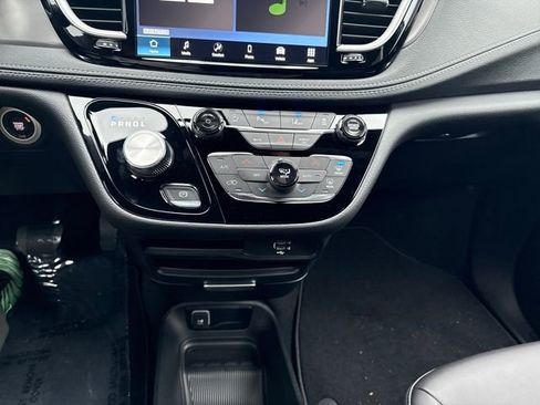 New 2026 Chrysler Pacifica Select image 22