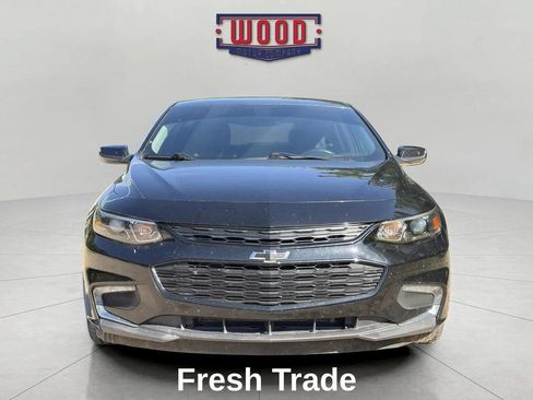 Used 2018 Chevrolet Malibu LT w/ Redline Edition FWD image 2