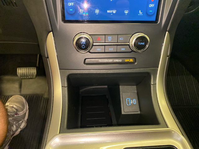 Used 2024 Ford Edge SEL w/ Convenience Package AWD/4WD image 22