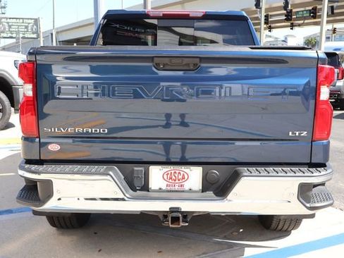 Used 2022 Chevrolet Silverado 1500 LTZ w/ LTZ Premium Package image 6
