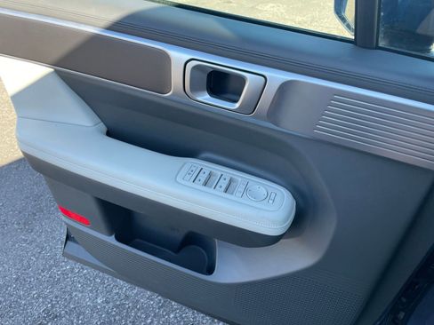 Used 2025 Hyundai Santa Fe SEL image 18