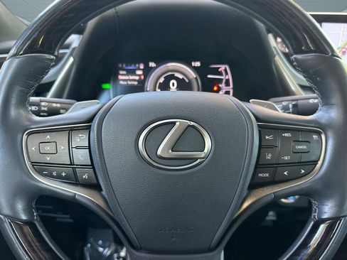 Used 2019 Lexus ES 300h w/ Accessory Package 2 FWD image 10
