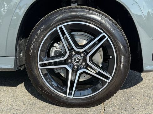 New 2026 Mercedes-Benz GLS 450 4MATIC image 17