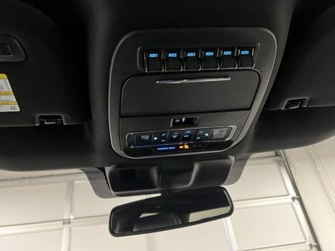 Used 2024 Ford F350 Platinum image 46