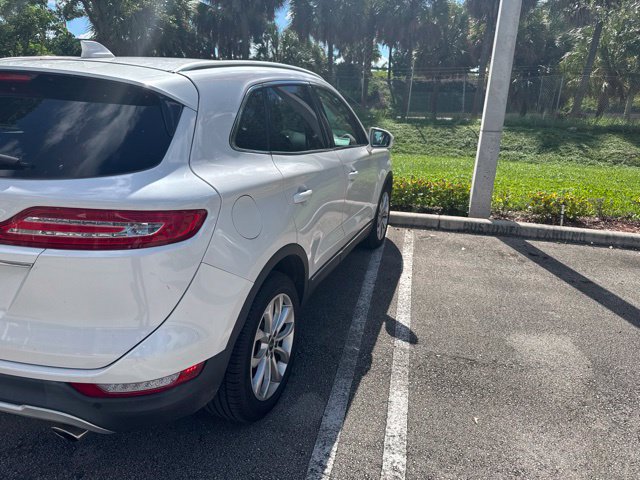Used 2019 Lincoln MKC Select w/ Select Plus Package FWD image 13