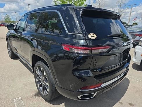 Used 2022 Jeep Grand Cherokee Overland image 4