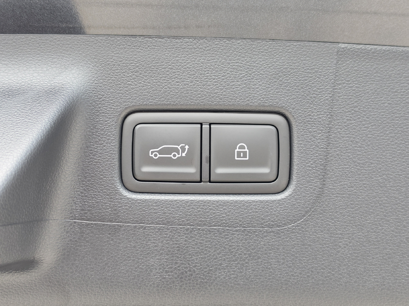 New 2026 Hyundai Santa Fe Limited w/ Tow & Go Package FWD image 14