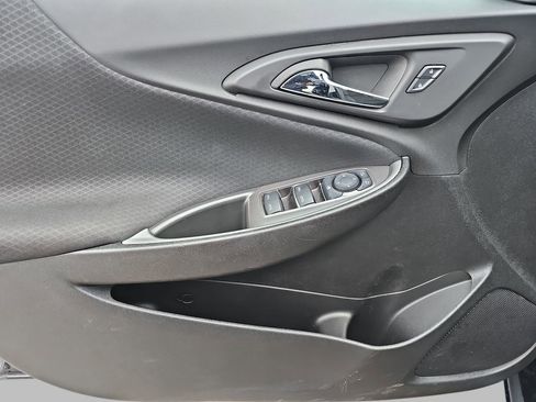 Used 2025 Chevrolet Malibu LT image 30