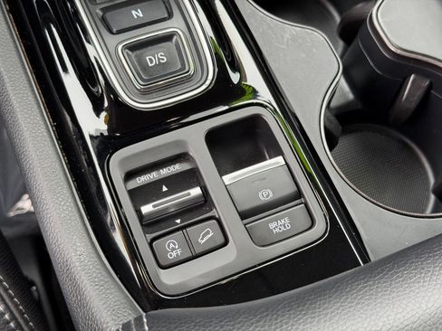 Used 2023 Honda Pilot EX-L image 25