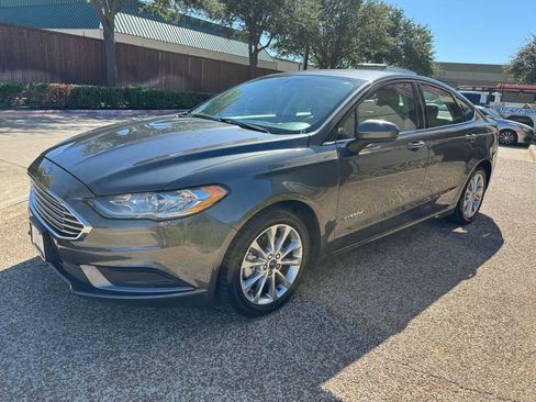 Used 2017 Ford Fusion S image 12