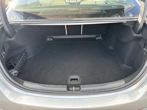 Used 2024 Mercedes-Benz C 300 Sedan image 8