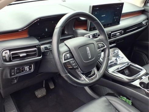 Used 2023 Lincoln Nautilus Reserve w/ Monochromatic Package AWD/4WD image 18