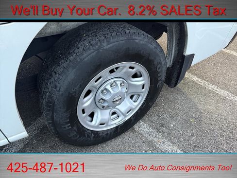 Used 2021 Nissan NV 2500 SV image 12