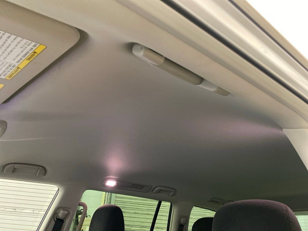 Used 2023 Nissan Armada S AWD/4WD image 19