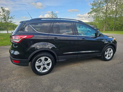 Used 2015 Ford Escape SE w/ Equipment Group 201A FWD image 5