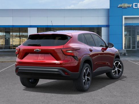 New 2026 Chevrolet Trax RS w/ Driver Confidence Package FWD image 4