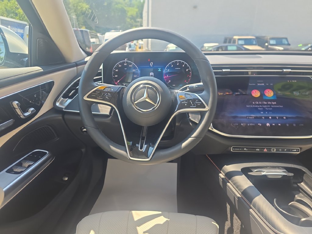 Used 2026 Mercedes-Benz E 350 4MATIC Sedan image 15