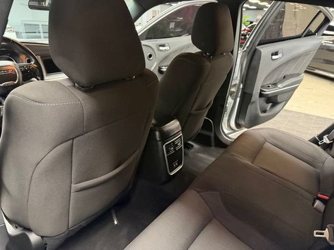 Used 2022 Dodge Charger SXT RWD image 37