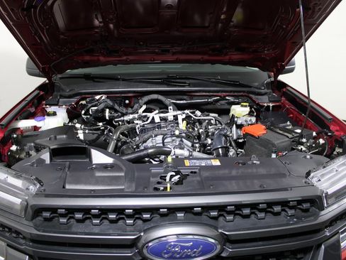 Used 2025 Ford Ranger XLT w/ Equipment Group 301A High image 7