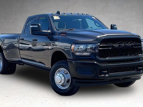 Used 2024 RAM 3500 Tradesman AWD/4WD image 2