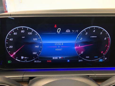 Used 2024 Mercedes-Benz GLE 350 4MATIC w/ AMG Line Exterior image 23