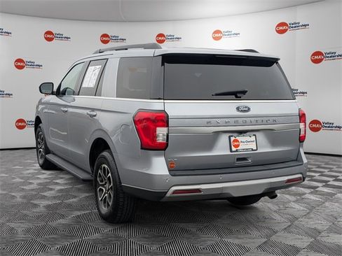 Used 2024 Ford Expedition XLT image 7