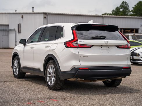 Used 2024 Honda CR-V EX image 5