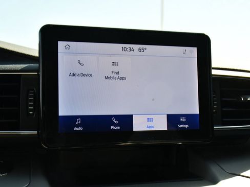 Used 2023 Ford Explorer XLT w/ Equipment Group 202A AWD/4WD image 31