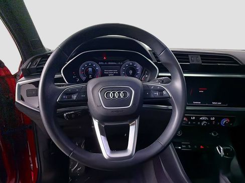 Used 2022 Audi Q3 2.0T Premium Plus w/ Premium Plus Package AWD/4WD image 11