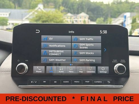 Used 2023 Mitsubishi Outlander SEL AWD/4WD image 35