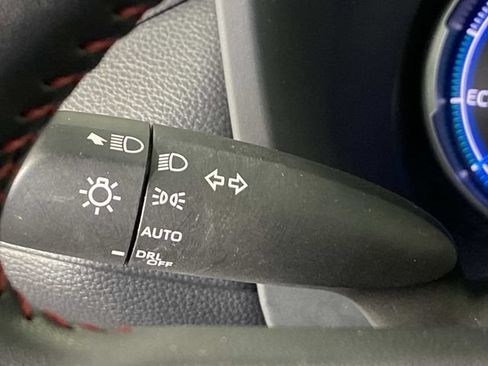 Used 2024 Toyota RAV4 SE AWD/4WD image 18
