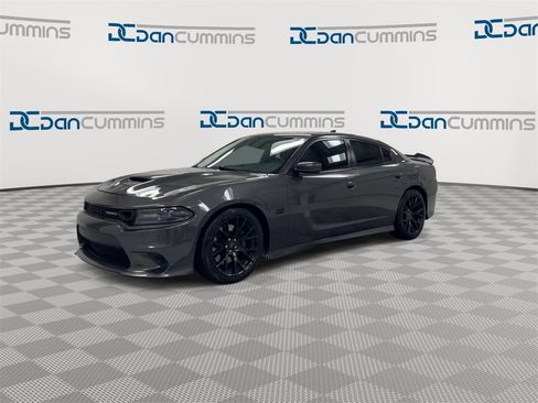 Used 2018 Dodge Charger R/T Scat Pack image 4