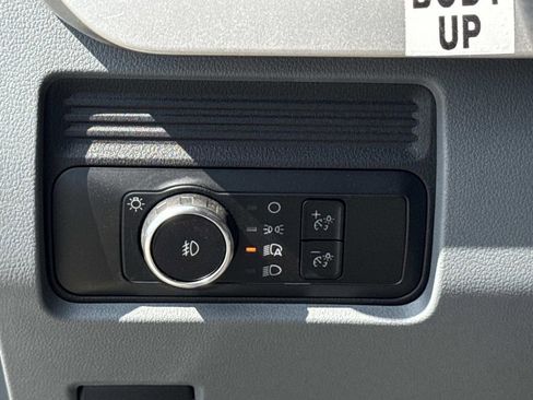 New 2025 Ford F350 XL w/ XL Chrome Package image 17