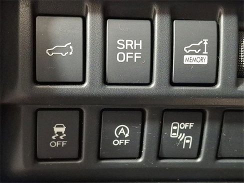 Certified 2023 Subaru Forester Limited image 24